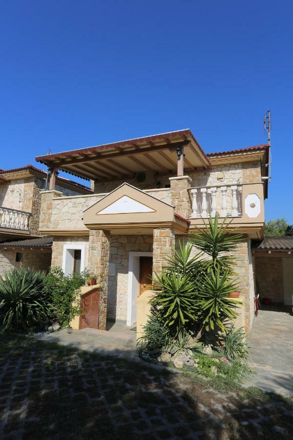 פפקוהורי Villa Argo 3 - Beachfront, Big Gardens, Location! מראה חיצוני תמונה