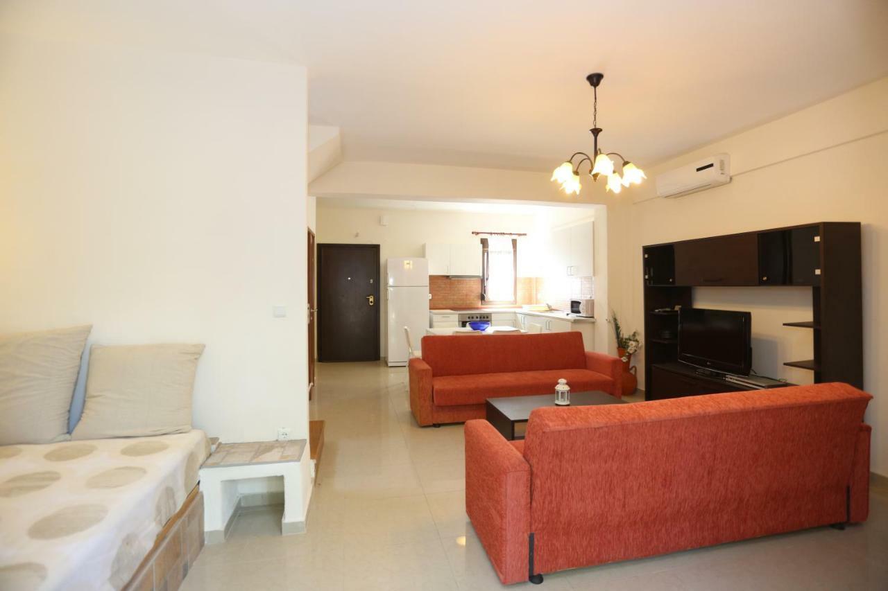 פפקוהורי Villa Argo 3 - Beachfront, Big Gardens, Location! מראה חיצוני תמונה